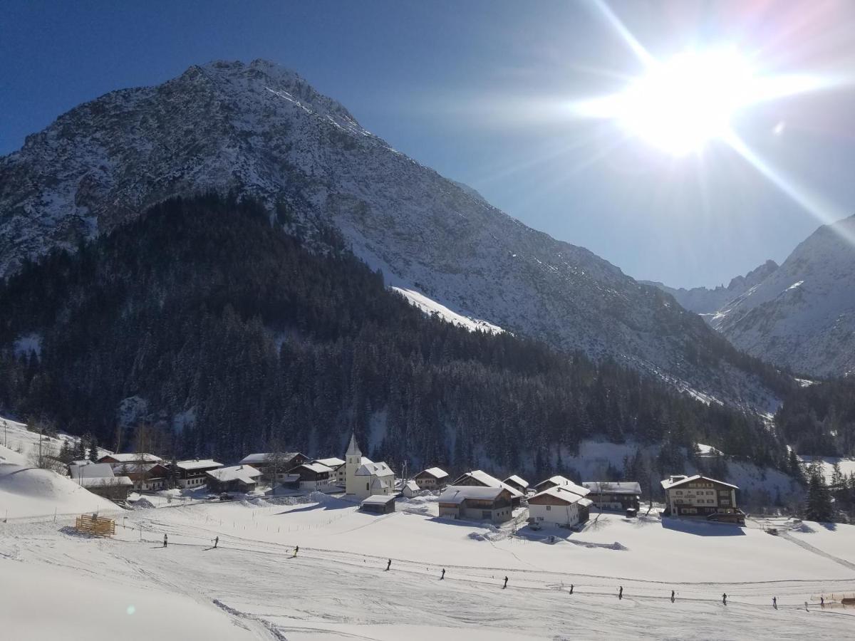 Stern Lodge Im Bergparadies Lechtal 보덴 외부 사진